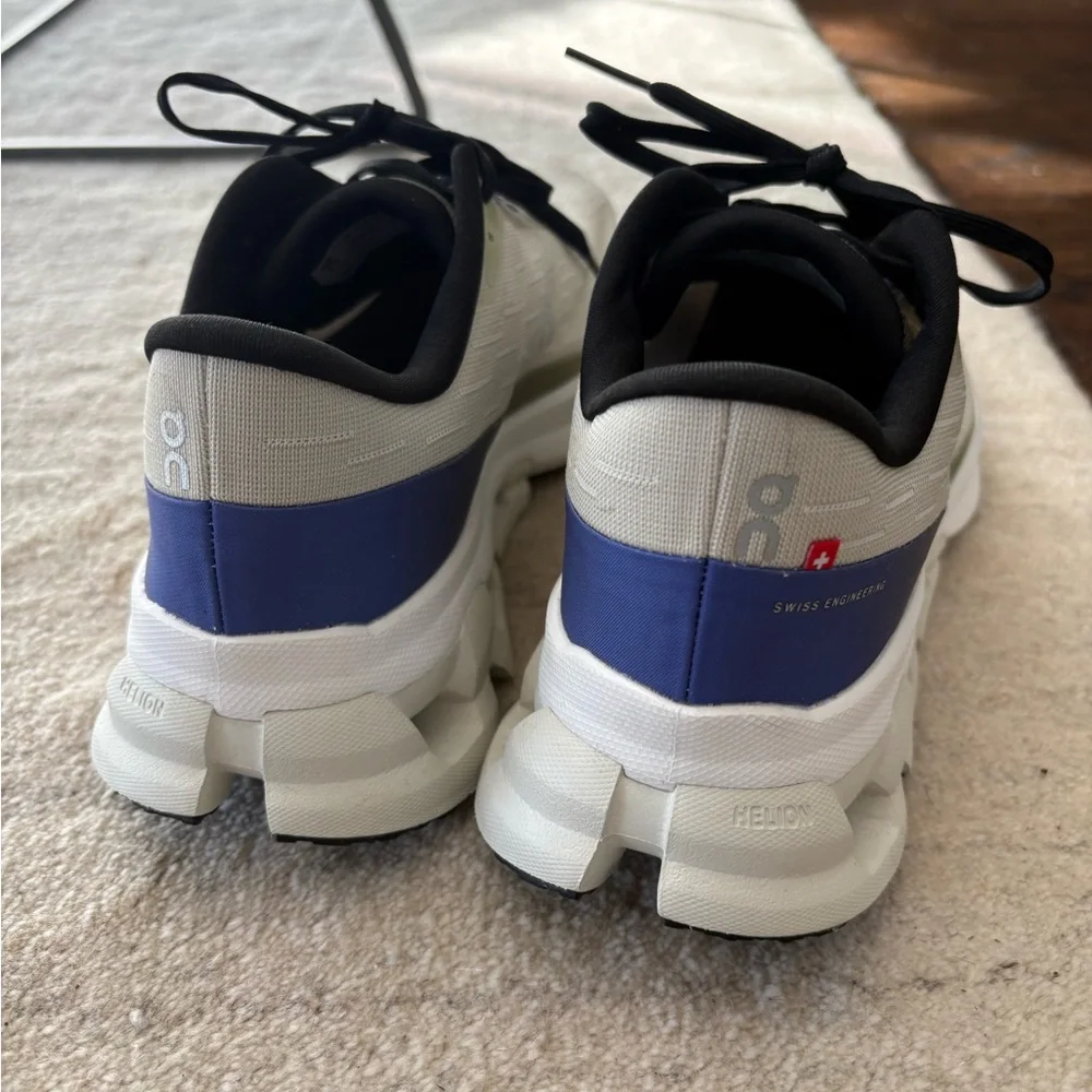 On Cloudspark Running Shoes